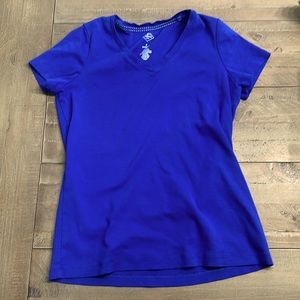 St John’s Bay v neck T-shirt